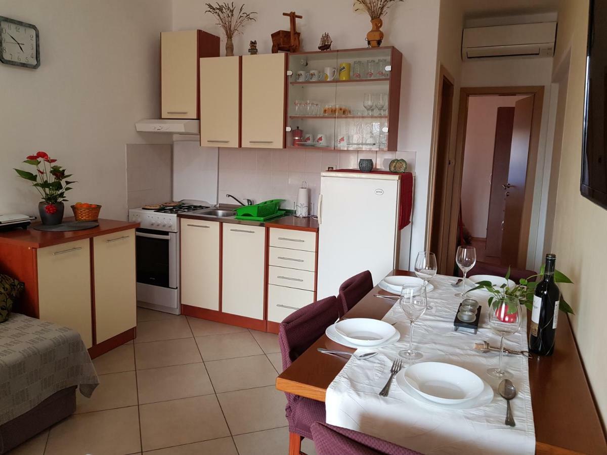 Apartments Davor Umag Ngoại thất bức ảnh